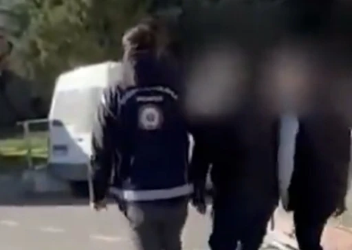 Gaziantep&rsquo;te 21 d&uuml;zensiz g&ouml;&ccedil;men yakalandı: 2 organizat&ouml;r tutuklandı
