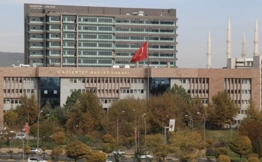Gaziantep&rsquo;te 8 yıl &ouml;nce işlenen cinayette sanıktan şok savunma: "Bana iftira atılıyor"
