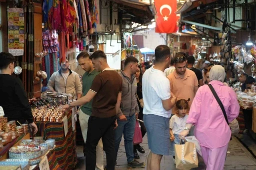 Gaziantep&rsquo;te 9 g&uuml;nl&uuml;k bayram tatilinde yoğunluk yaşanıyor
