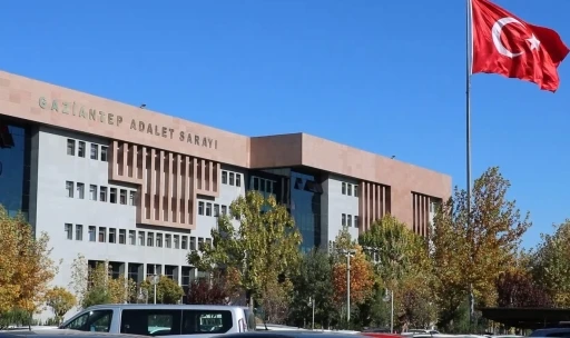 Gaziantep&rsquo;te adliyesinde &rsquo;r&uuml;şvet&rsquo; ve &rsquo;uyuşturucu&rsquo; operasyonu
