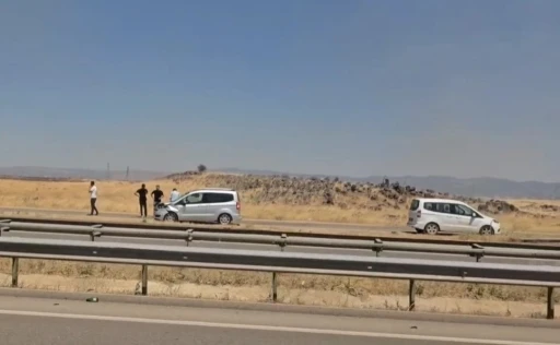Gaziantep’te anız yangını maddi hasarlı kazaya neden oldu
