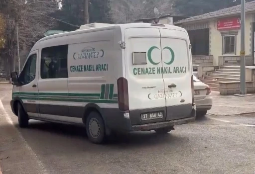 Gaziantep&rsquo;te bı&ccedil;aklı saldırıya uğrayan gen&ccedil; hayatını kaybetti
