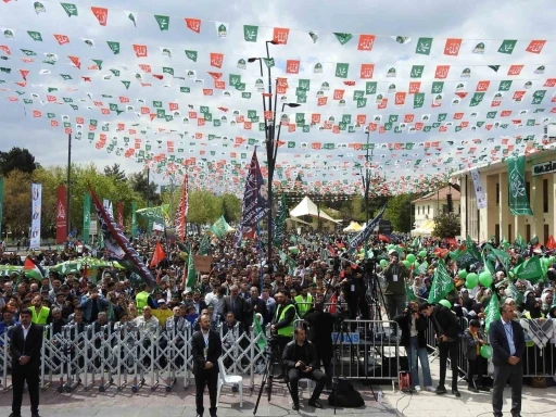 Gaziantep’te binlerce kişi Mevlid-i Nebi etkinliğinde buluştu
