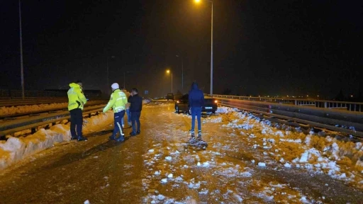 Gaziantep&rsquo;te buzlanma nedeniyle kaza: 1 yaralı
