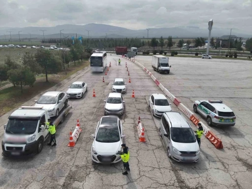Gaziantep’te dron destekli trafik denetimi: 116 sürücüye 160 bin TL ceza
