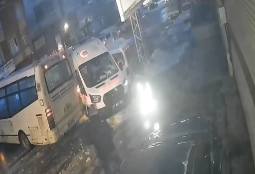 Gaziantep&rsquo;te gizli buzlanma kazaya neden oldu
