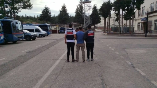 Gaziantep’te göçmen kaçakçılığı organizatörlerine yönelik operasyon
