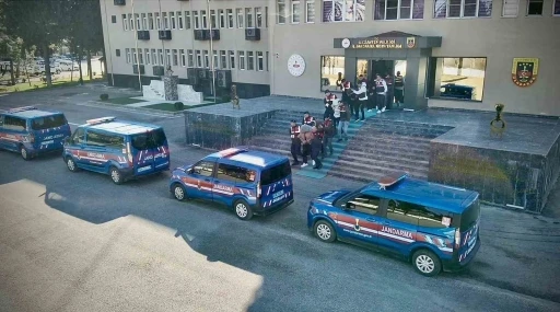 Gaziantep&rsquo;te kesinleşmiş cezayla aranan 123 şahıs tutuklandı
