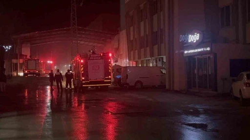 Gaziantep&rsquo;te makarna fabrikasında yangın
