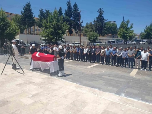 Gaziantep&rsquo;te polis memuru son yolculuğuna uğurlandı
