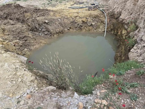 Gaziantep&rsquo;te serinlemek i&ccedil;in su birikintisine giren 2 kardeş boğuldu
