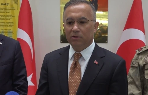 Gaziantep Valisi Kemal &Ccedil;eber, &rsquo;s&uuml;per h&uuml;cre&rsquo; bilan&ccedil;osunu a&ccedil;ıkladı
