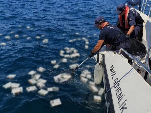 Gazipaşa a&ccedil;ıklarında ka&ccedil;ak sigara &uuml;r&uuml;nleri ele ge&ccedil;irildi
