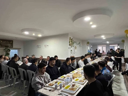 Gazipaşa M&uuml;ft&uuml;l&uuml;ğ&uuml;nden &uuml;niversite &ouml;ğrencileriyle iftar buluşması
