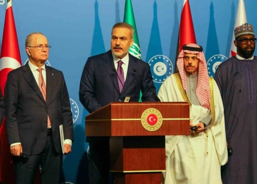 Gazze için Antalya’da tarihi buluşma: &quot;İki devletli çözüm&quot; vurgusu uluslararası çağrıya dönüştü
