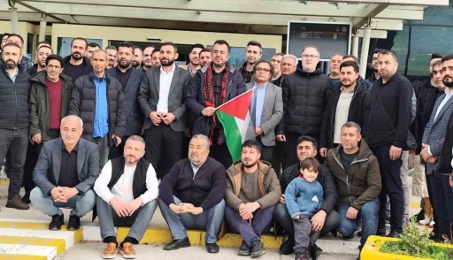 Gazze i&ccedil;in yola &ccedil;ıkan Eğitimci-Yazar Nevzat g&uuml;zel ispanya&rsquo;ya gitti
