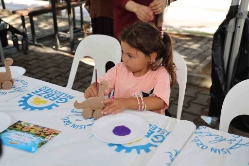 Gebze&rsquo;de &ccedil;ocuklar i&ccedil;in parklarda el becerisi at&ouml;lyeleri kuruldu
