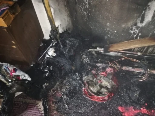 Ge&ccedil;imli&rsquo;de ev yandı: 9 n&uuml;fuslu aile a&ccedil;ıkta kaldı
