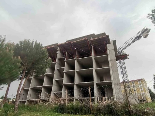 Gediz’de 5.etap TOKİ konutları hızla yükseliyor
