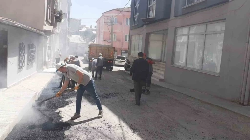 Gediz’de 9 mahallede asfalt çalışması gerçekleştirildi
