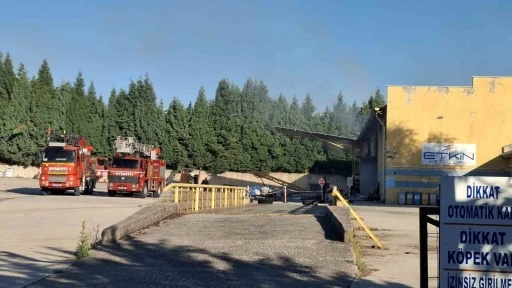 Gediz OSB&rsquo;de al&uuml;minyum işleme tesisinde patlama 1&rsquo;i ağır 3 yaralı

