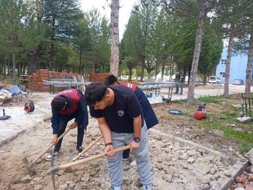 Gediz Yunus Emre MTAL’den takdire şayan çaba
