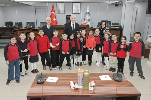 Geleceğin bireyleri yerel y&ouml;netimi yerinde tanıdı
