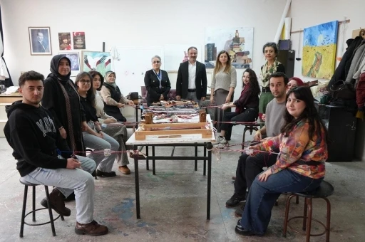 Geleneksel &ccedil;arpana dokuma sanatı uygulamalı olarak anlatıldı
