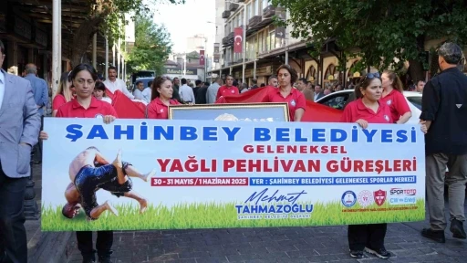 Geleneksel yağlı güreş müsabakaları Gaziantep’te kortejle başladı
