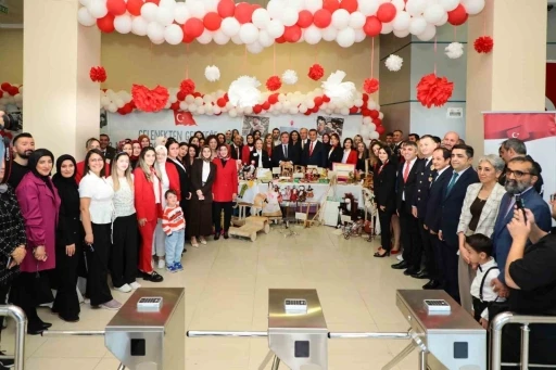 Gelenekten Geleceğe 23 Nisan Nostaljik Oyuncak Sergisi açıldı
