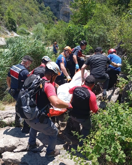 Genç adam Ballıkayalar’da ölü bulundu
