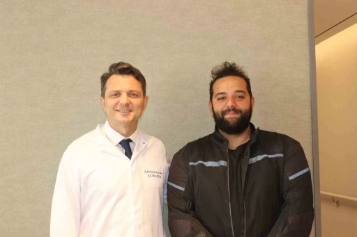 Gen&ccedil; motokurye bağırsak kanserinden ameliyat olmadan kurtuldu
