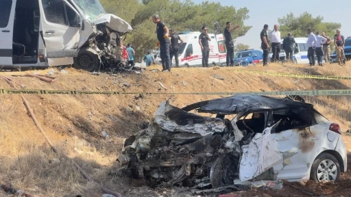 Genç sürücü yanarak hayatını kaybetti
