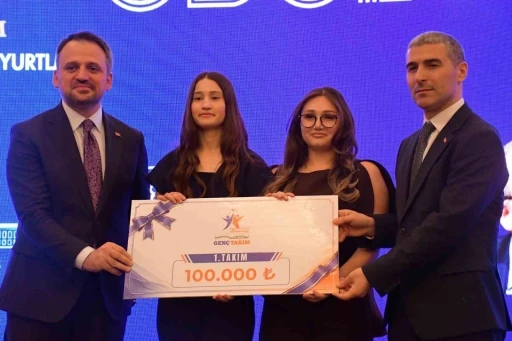 &lsquo; Gen&ccedil; Takım&rsquo; yarışması &ouml;d&uuml;l t&ouml;reniyle son buldu
