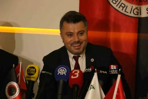 Gen&ccedil;lerbirliği Basın S&ouml;zc&uuml;s&uuml; Şanal: "Onyekuru takımda kalacak"
