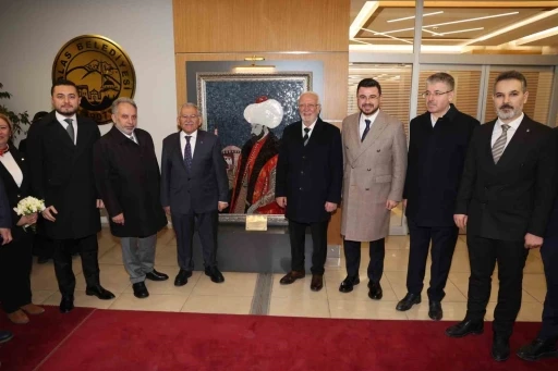 Genel Başkan Vekili Elitaş&rsquo;tan Talas &ouml;vg&uuml;s&uuml;
