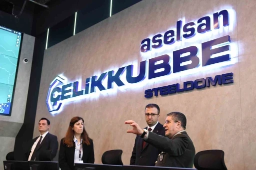 Genelkurmay Başkanı Bayraktaroğlu, ASELSAN Genel M&uuml;d&uuml;r&uuml; Akyol ile bir araya geldi
