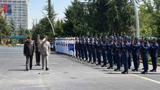 Genelkurmay Başkanı Orgeneral Gürak, Fransız mevkidaşı Burkhard ile görüştü
