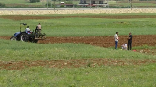 Gercüş’te çiftçiler karpuz ve kavun tohumlarını ekmeye başladı
