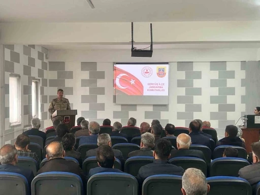 Gerc&uuml;ş&rsquo;te muhtarlara kapsamlı bilgilendirme eğitimi
