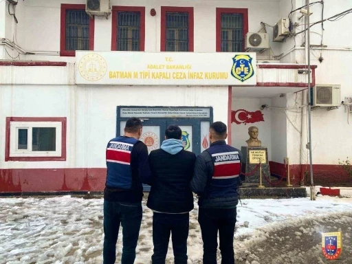 Gerc&uuml;ş&rsquo;te uyuşturucu ticareti su&ccedil;undan aranan h&uuml;k&uuml;ml&uuml; yakalandı
