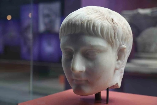 Germanicus’un mermer heykel başı Samsun’da sergileniyor
