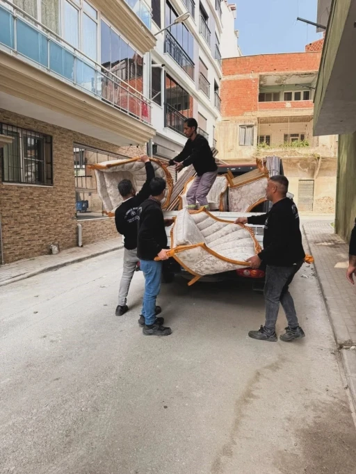 Germencik Belediyesi&rsquo;nin ihtiya&ccedil; sahiplerine eşya desteği s&uuml;r&uuml;yor
