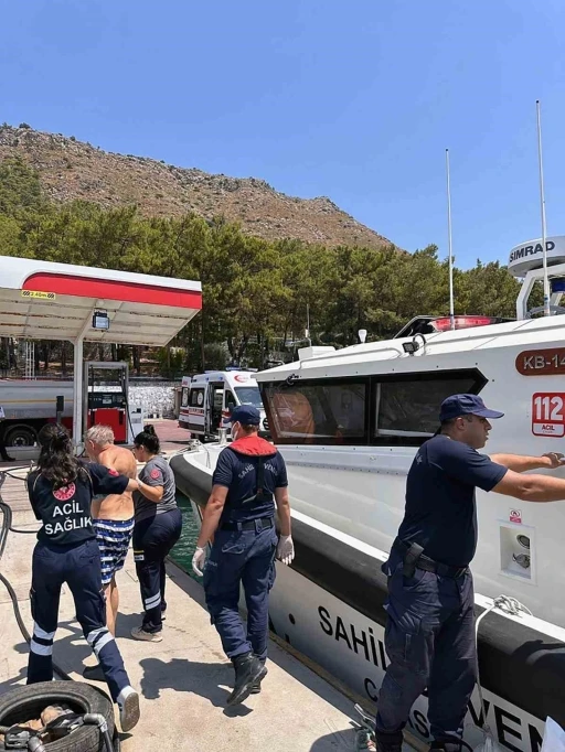 GEZİ TEKNESİNDE RAHATSIZLANAN VATANDAŞ KURTARILDI