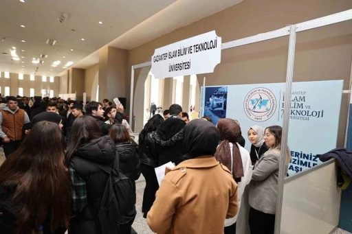 GİBTÜ üniversite tercih günleri’nde adaylarla buluşuyor
