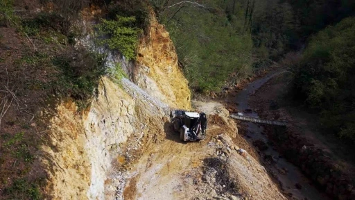 Giresun&rsquo;da heyelan sahalarında &ccedil;alışmalar s&uuml;r&uuml;yor

