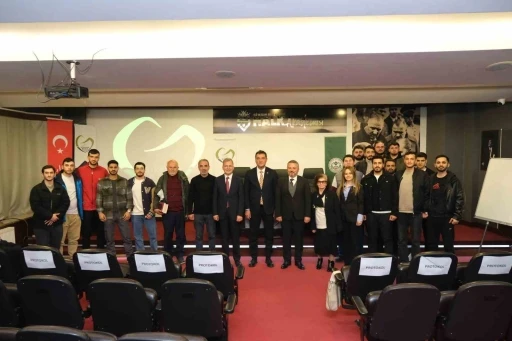 Giresun’da &quot;Kur’an-ı Kerim’i Anlamak&quot; eğitimi tamamlandı
