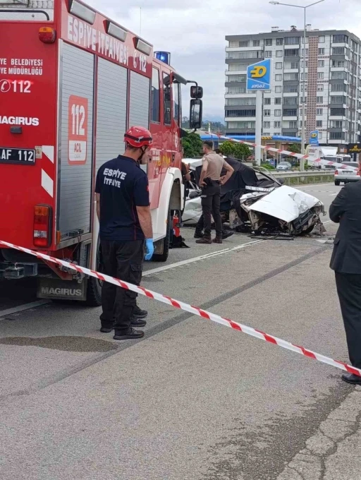 Giresun&rsquo;da trafik kazası: 1 &ouml;l&uuml;, 1 yaralı
