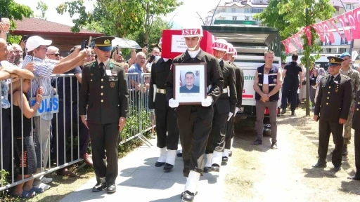 Giresun, Şehidini sonsuzluğa uğurladı
