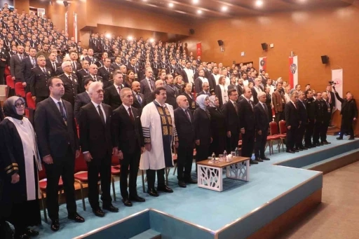 Göç İdaresi Başkanı Kök: Ülkemizde yasal kalışı olan yabancı sayısı 3 milyon 611 bin 218’dir&quot;
